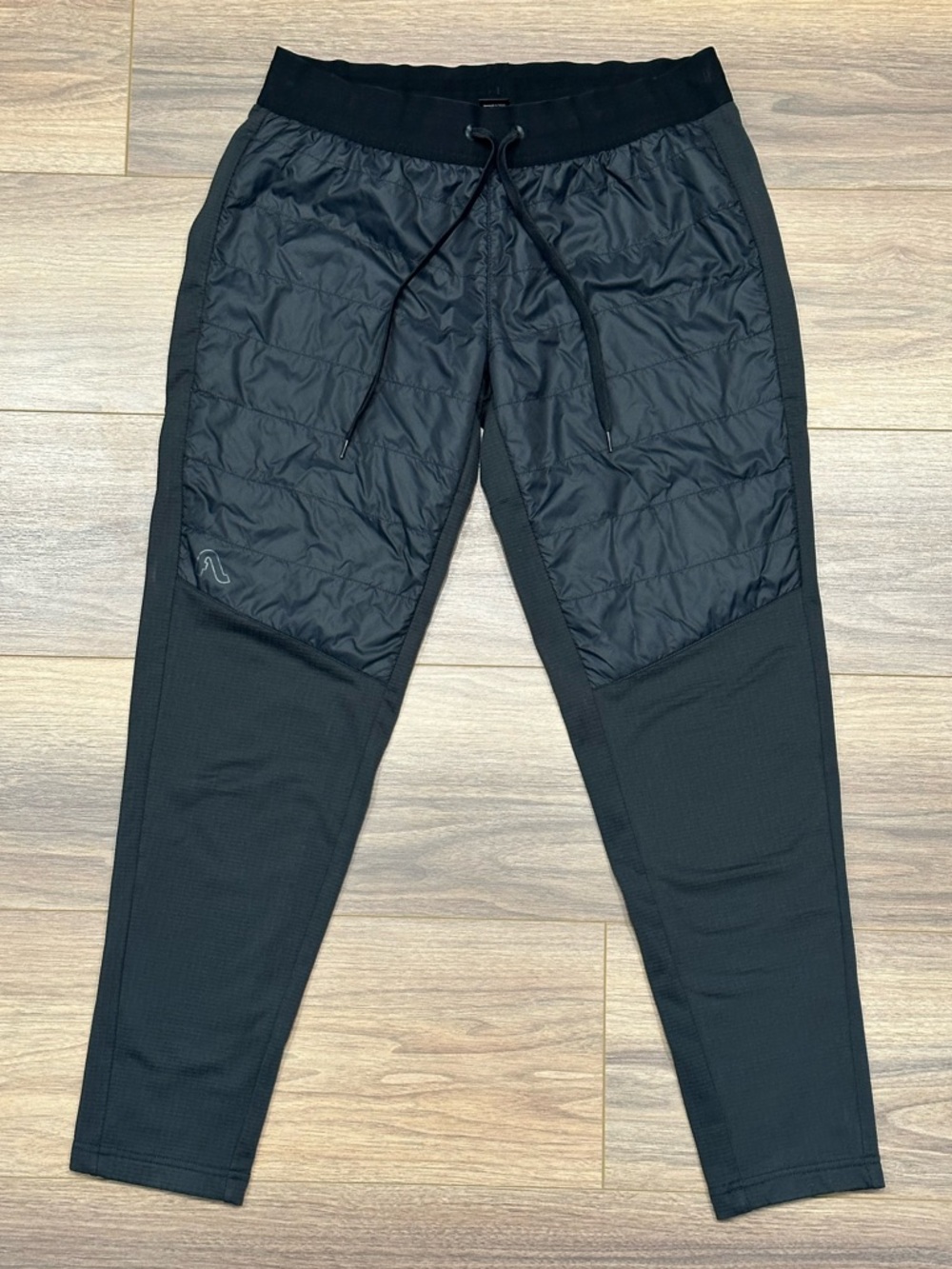 Flylow Puffer Insulated Pants in Black Size Medium